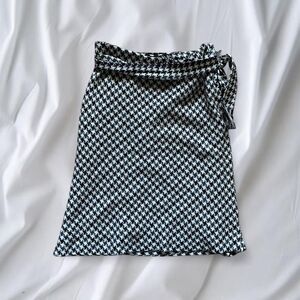 Houndstooth A-Line Skirtd
